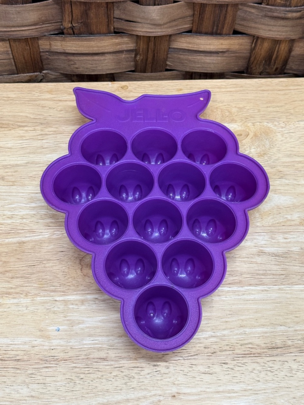 JELL-O Grape-Shaped Mold - Purple